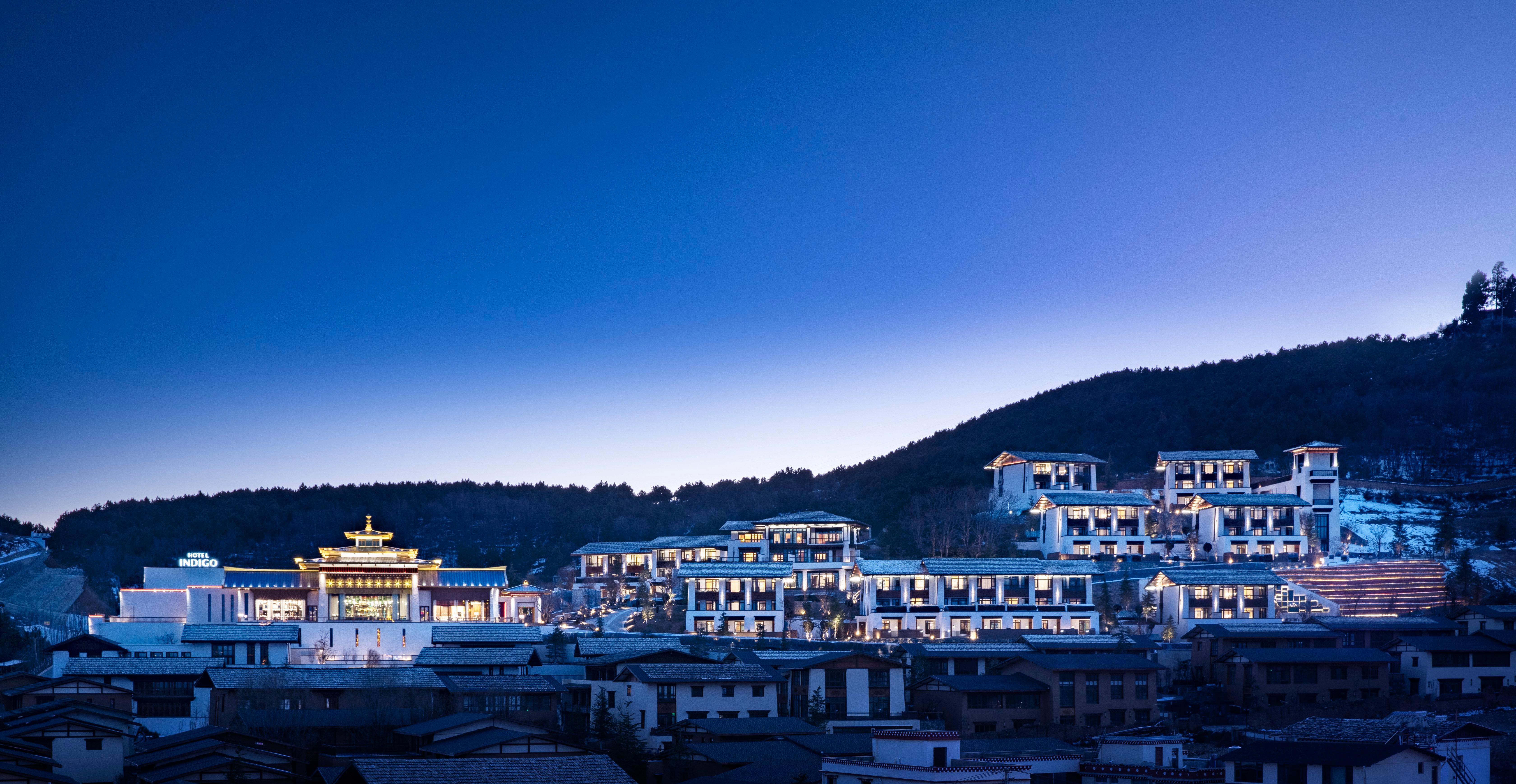 Hotel Indigo Diqing Moonlight City By Ihg Shangri-La Exteriör bild